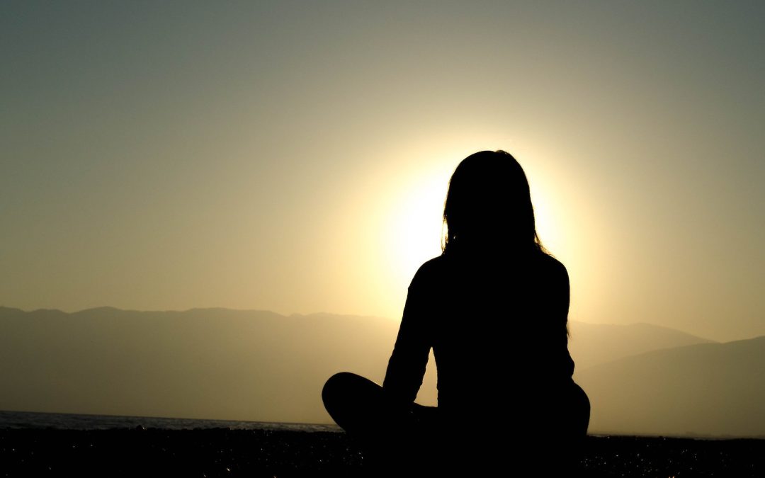 Pathway to Thrive: The Triad of Happiness, Mindfulness, and Resilience